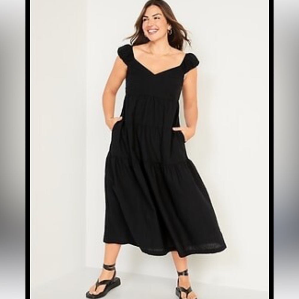 Old Navy Fit & Flare Tiered Seersucker All-Day Maxi Dress